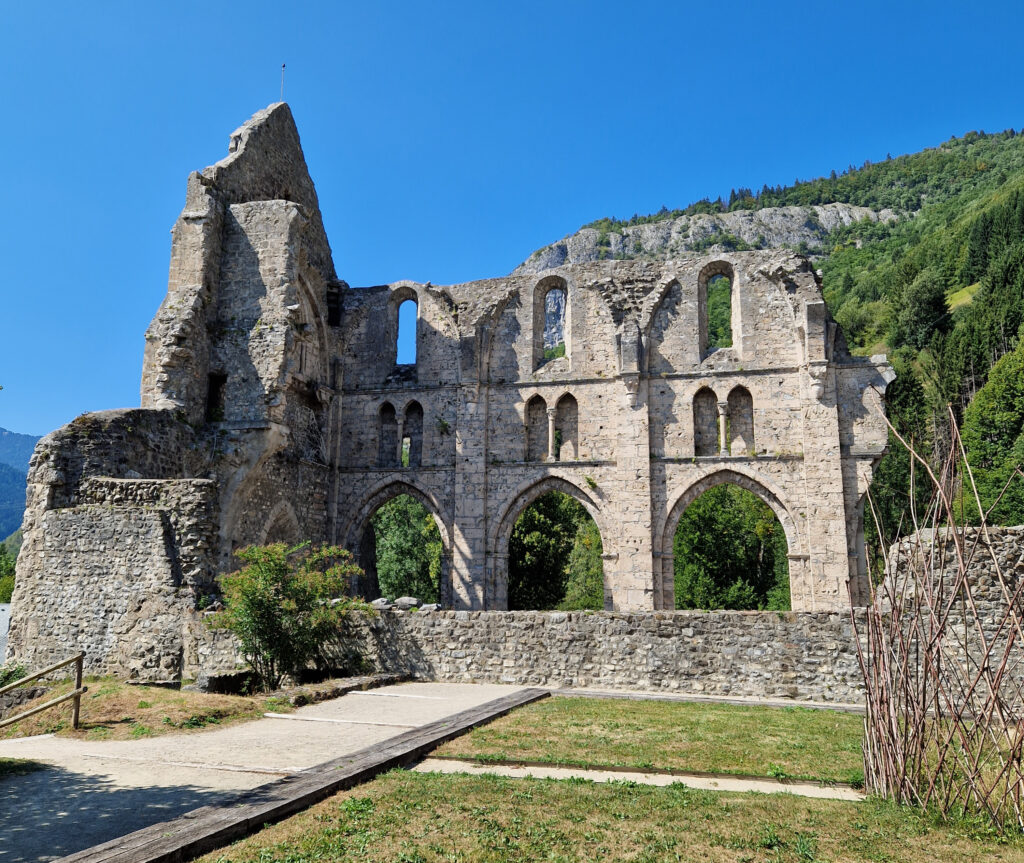 the ruined Abbaye d'Aulps